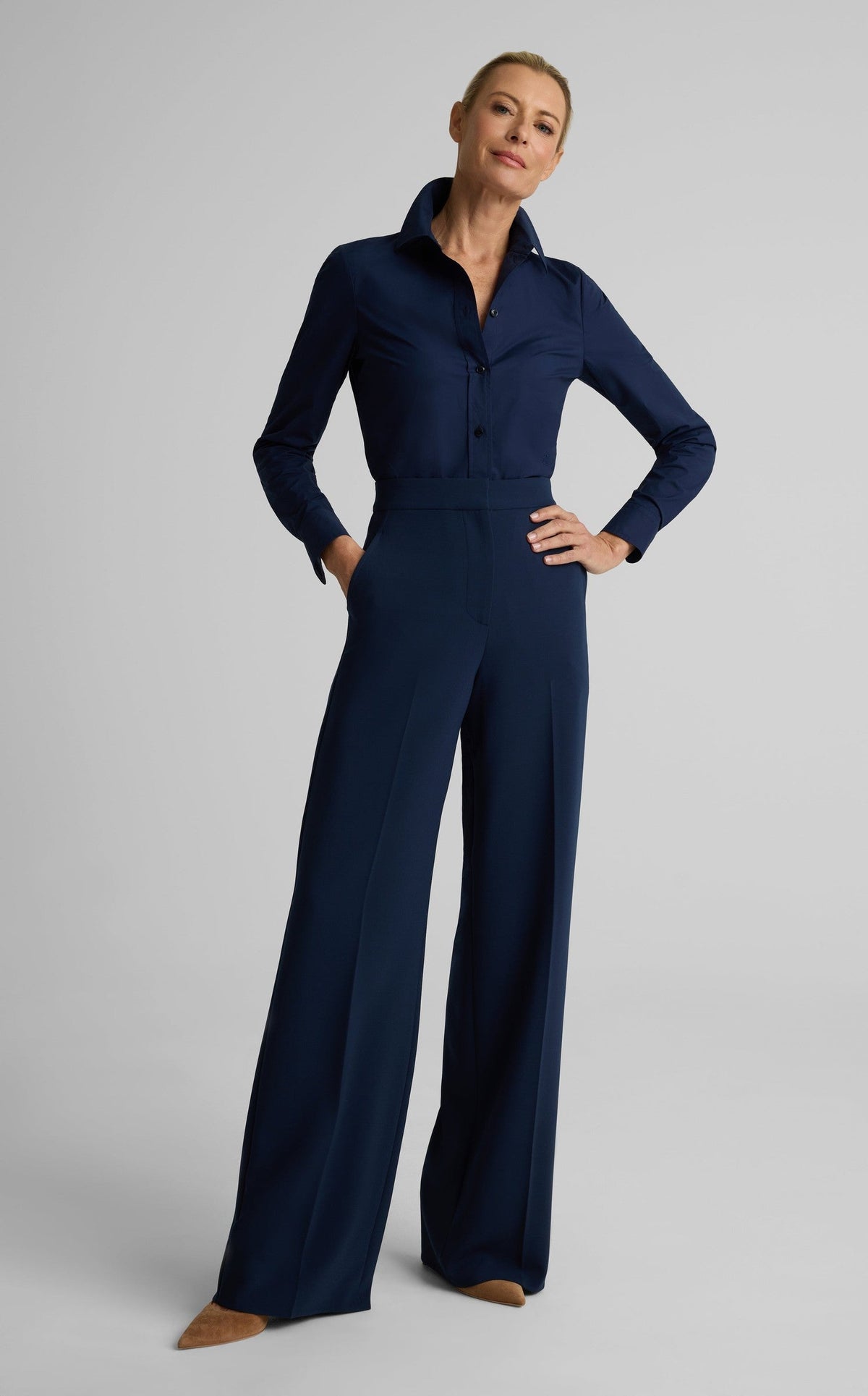 Maddie Pant In Soft Stretch Suiting