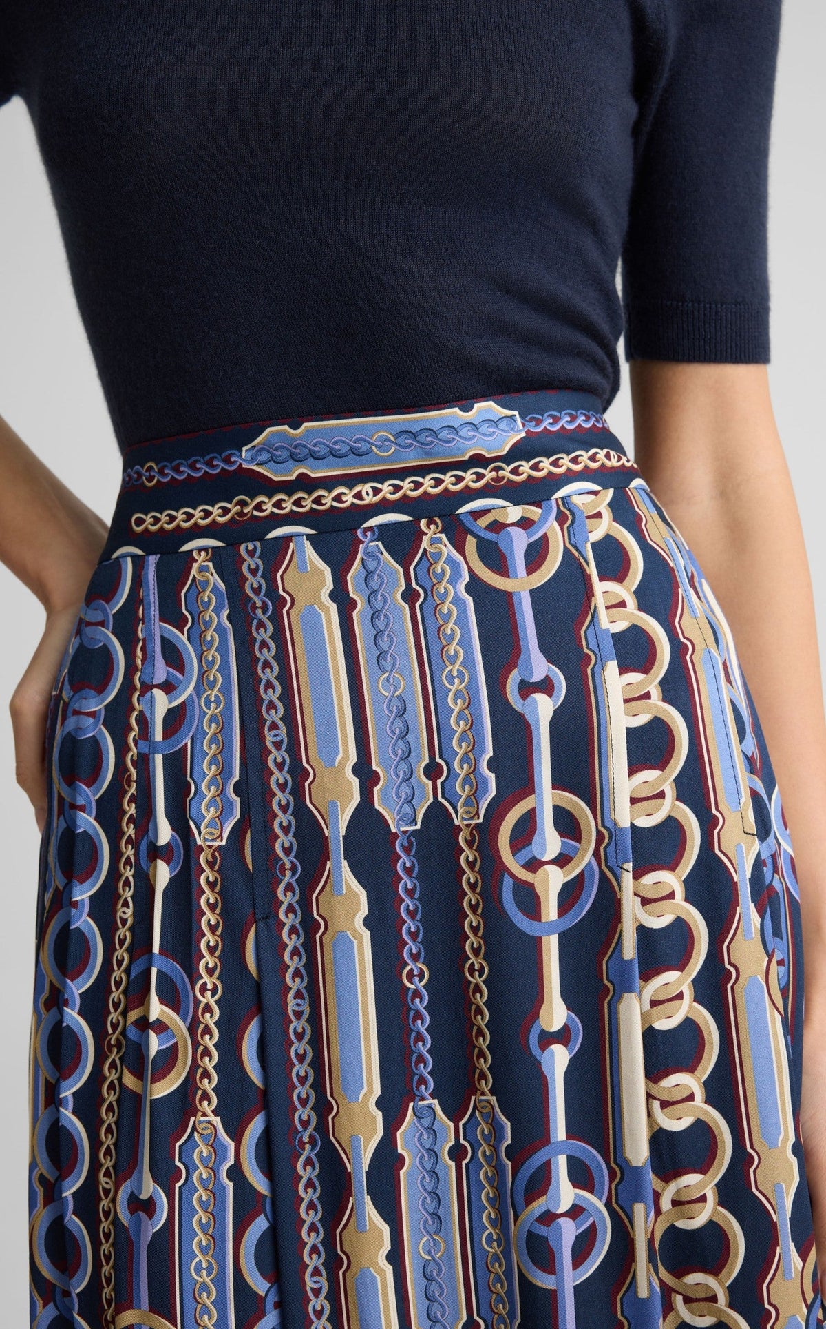 Skirt In Heritage Chain + Bridle Print