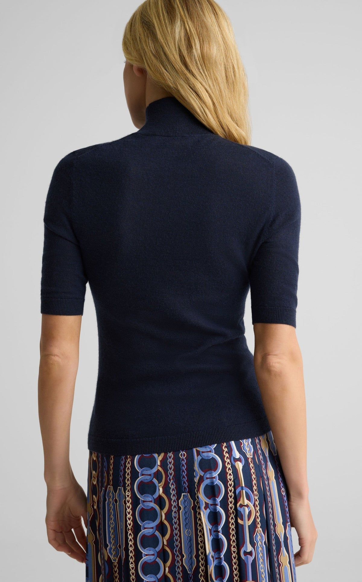 Mock Neck Sweater In Fine Gauge Cashmere