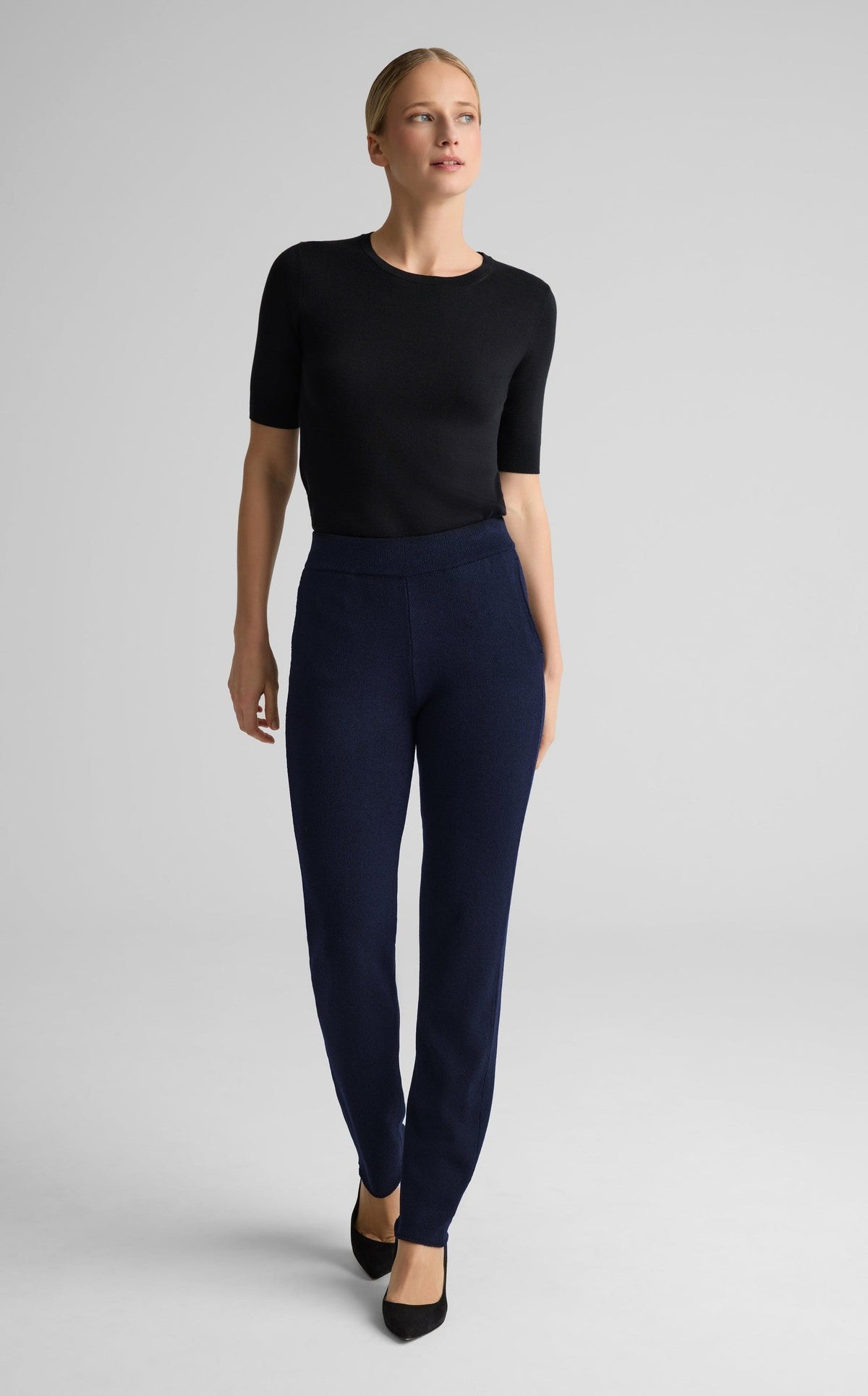 Isabel Pant in Legacy Crepe Knit