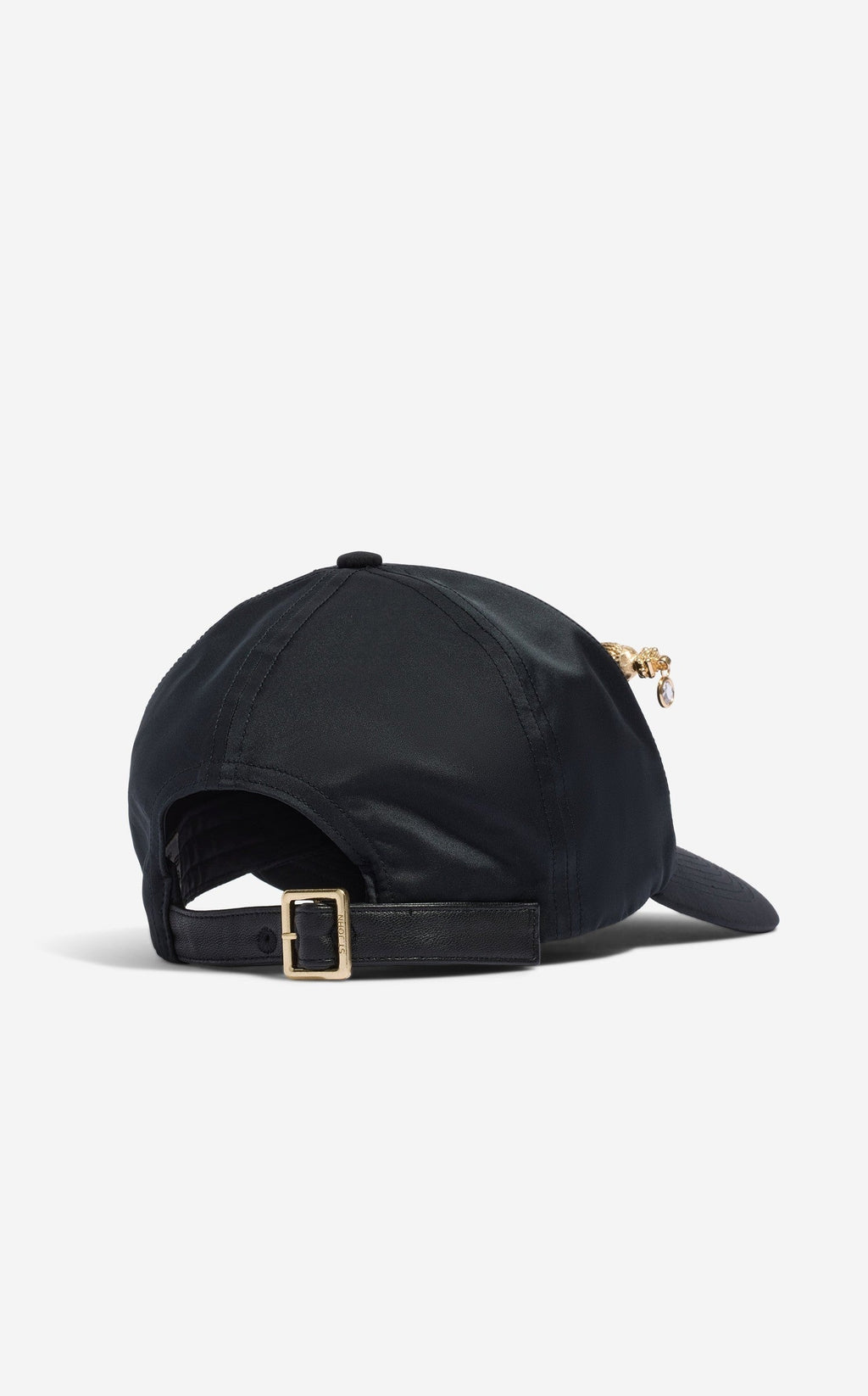 Hat in Duchesse Satin