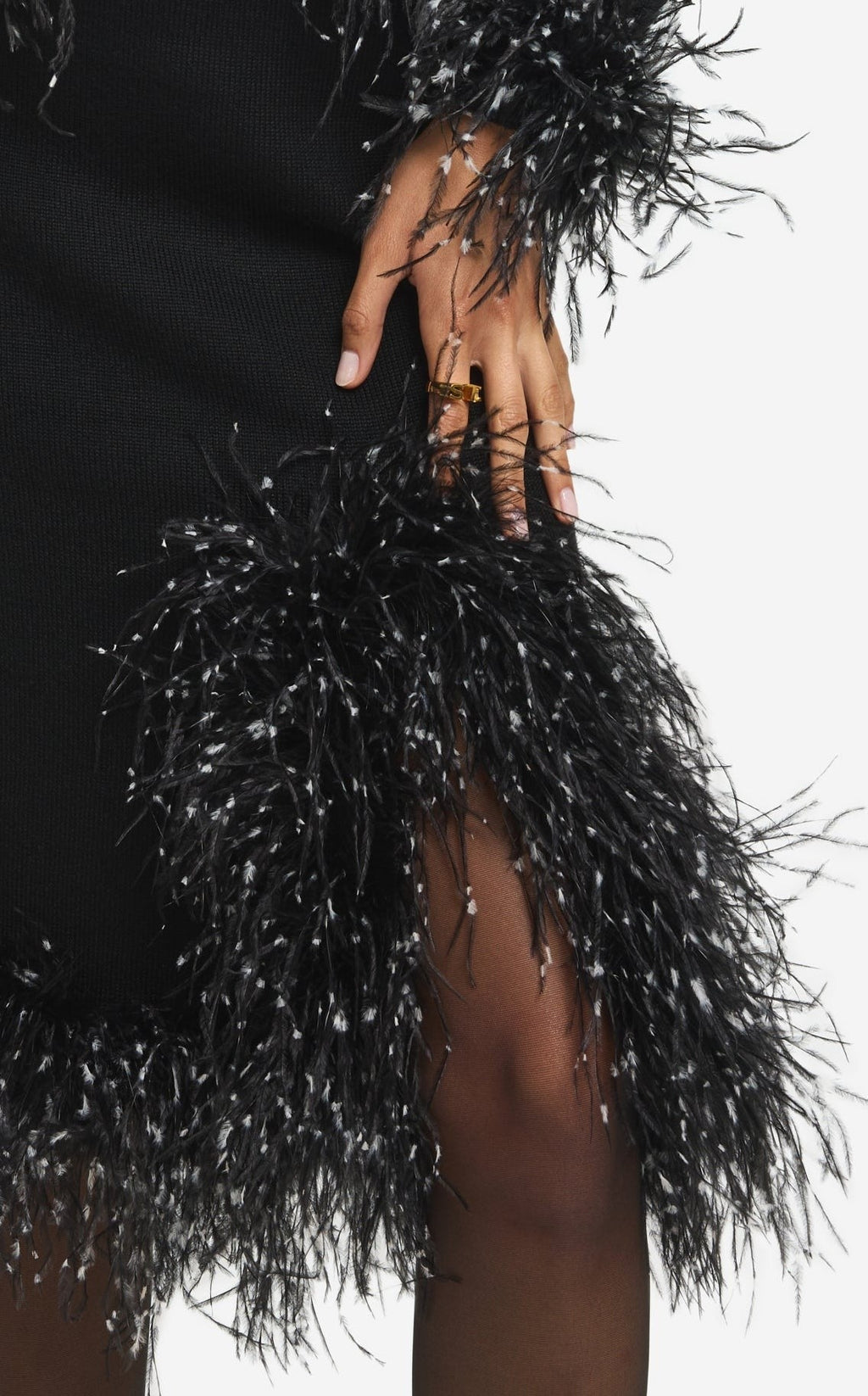 Skirt in Merino Knit with Feathers