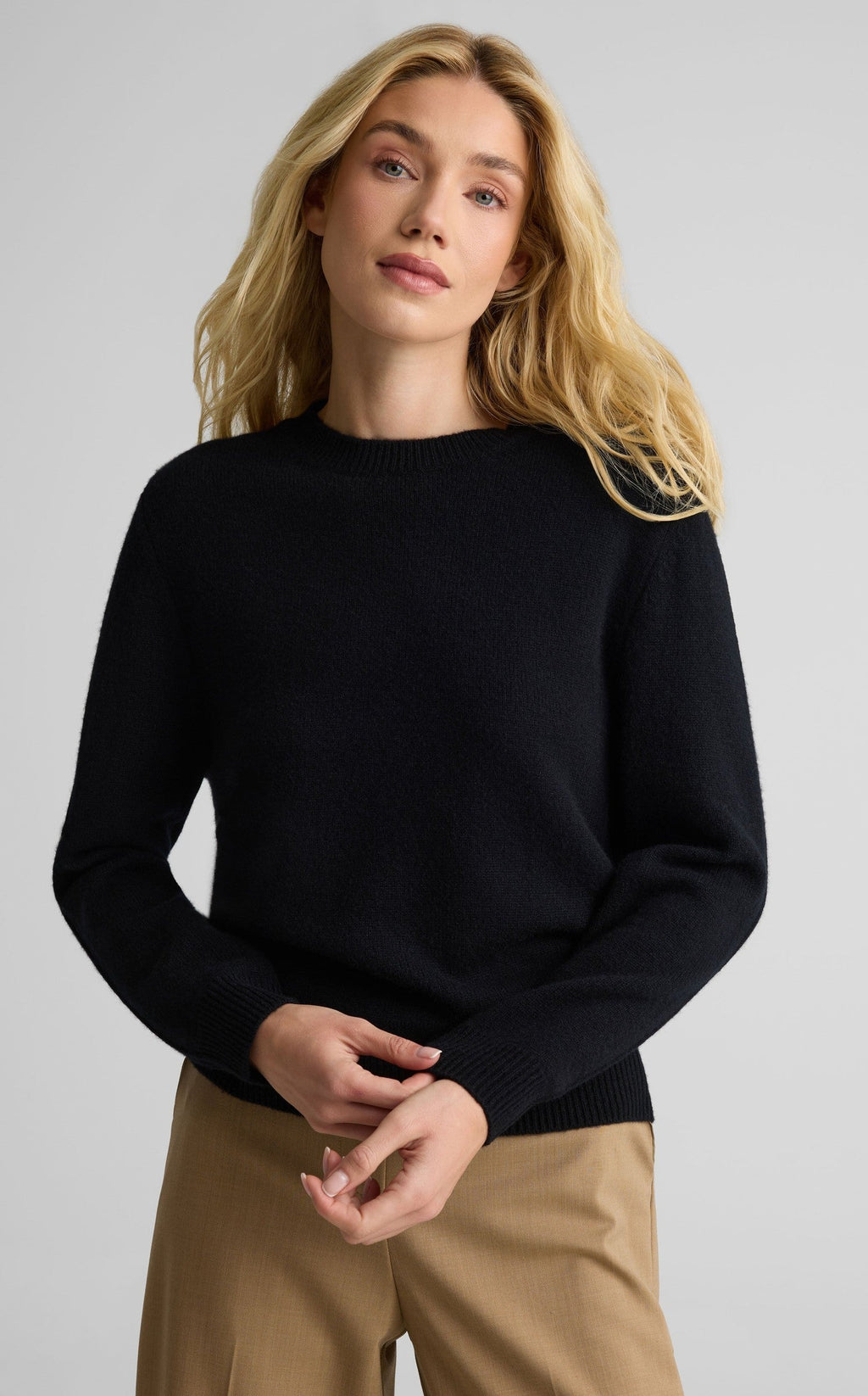 Sweater In Classic Cashmere