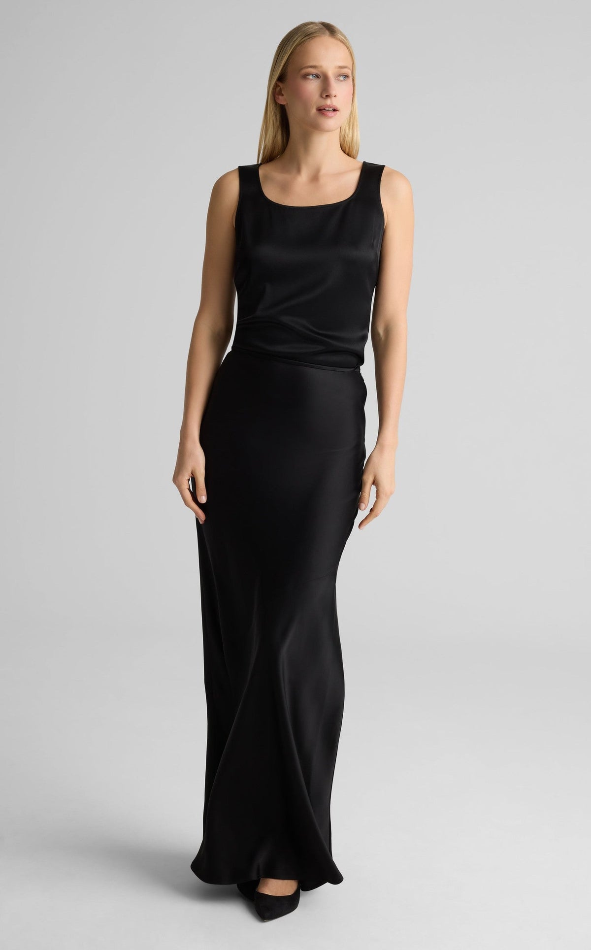 Beverly Skirt In Liquid Satin