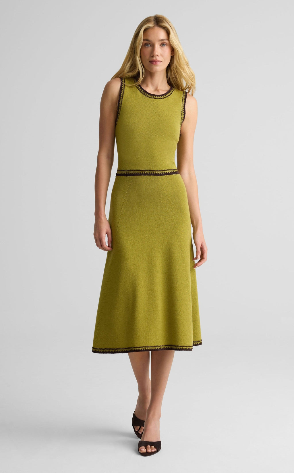Sleeveless Dress In Legacy Crepe Knit