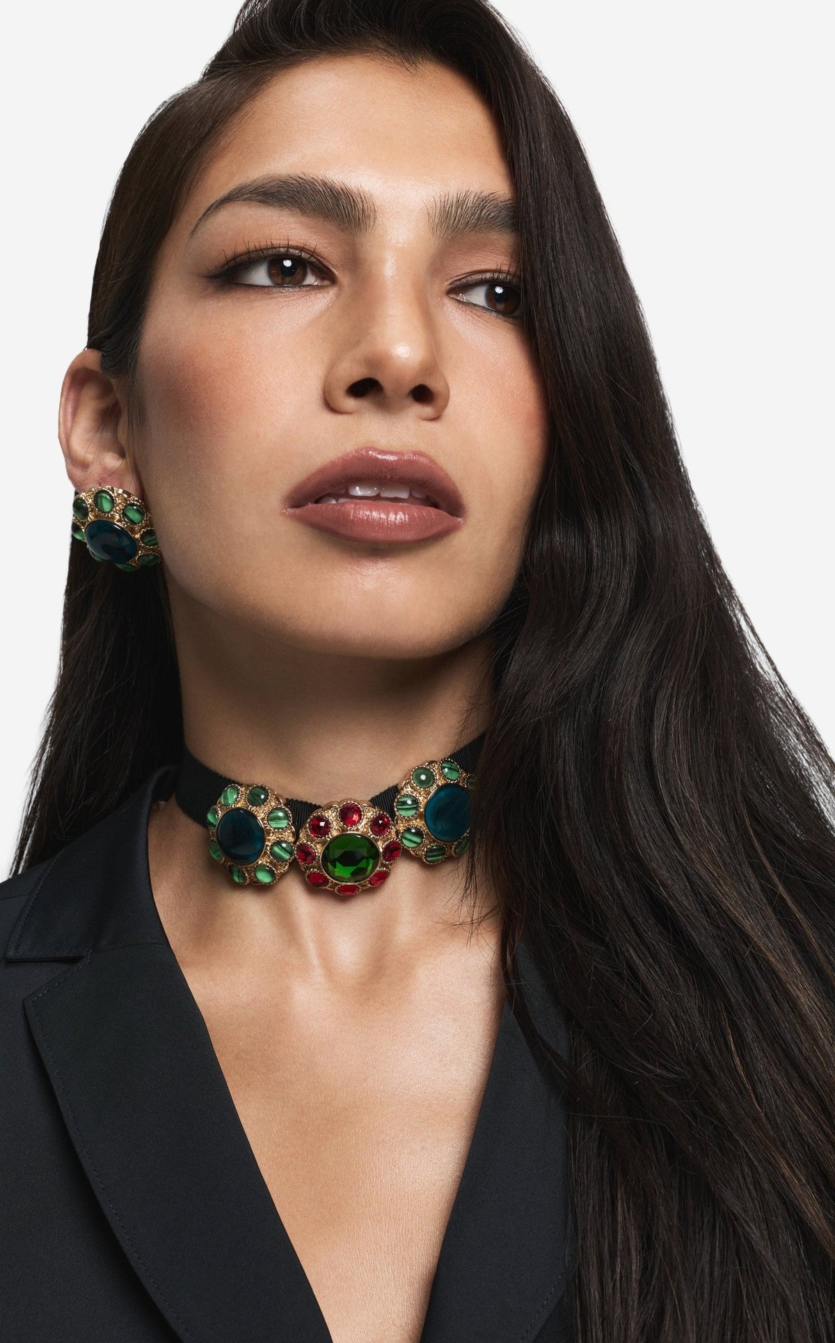 Choker with Cabochons & Crystals